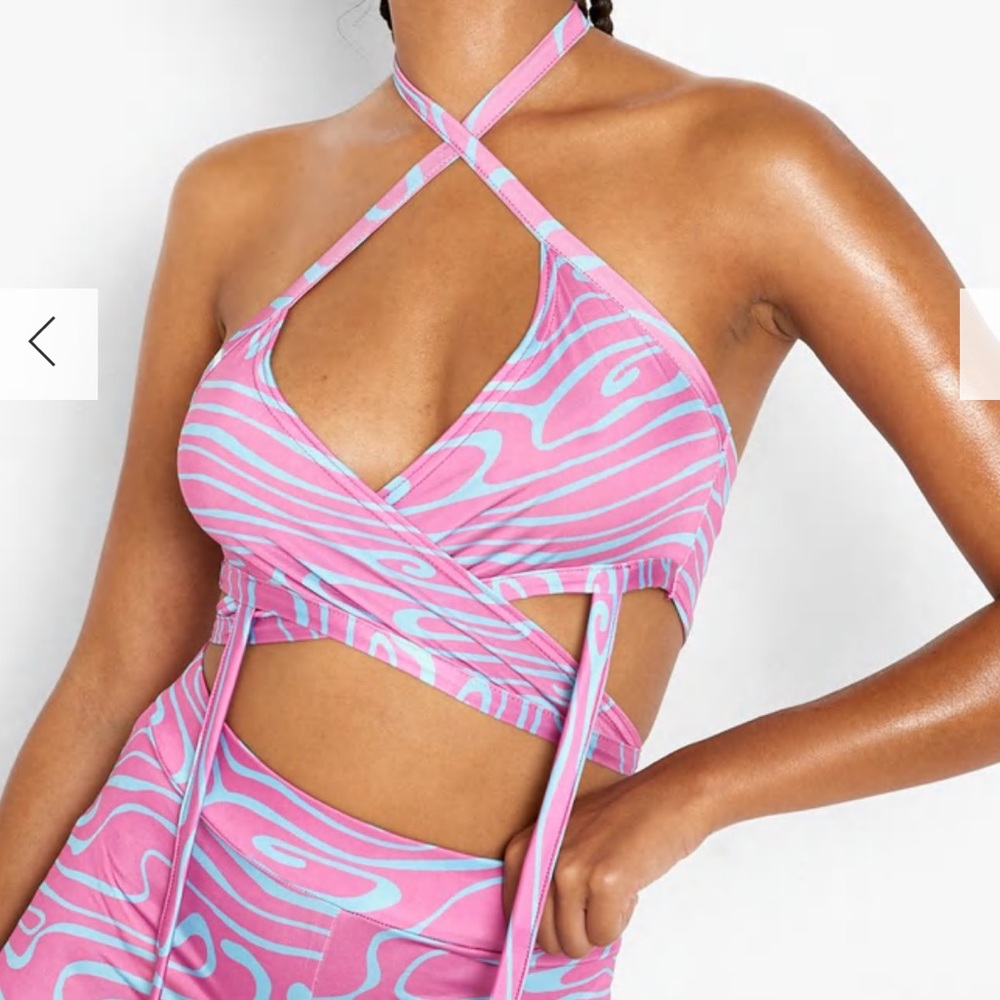 NWT boohoo wrap top